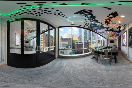 Tárgyalóterem/bálterem, Moxy Boston Downtown in Boston Városközpont Tárgyalóterem/bálterem, Moxy Boston Downtown in Boston Városközpont