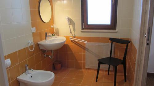 Bathroom, Il Praedio Della Reale in Ginosa Bathroom, Il Praedio Della Reale in Ginosa