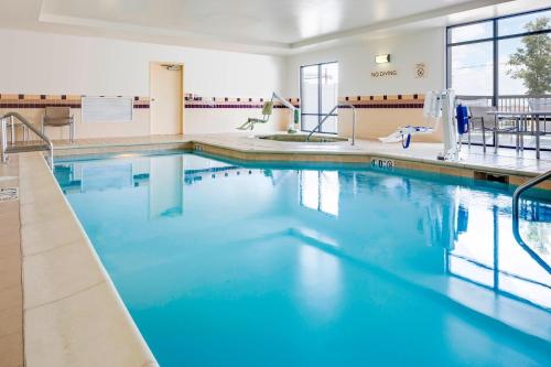 游泳池, 夏延萬豪春丘套房酒店 (SpringHill Suites Cheyenne) in 夏延尼 (WY) 游泳池, 夏延萬豪春丘套房酒店 (SpringHill Suites Cheyenne) in 夏延尼 (WY)