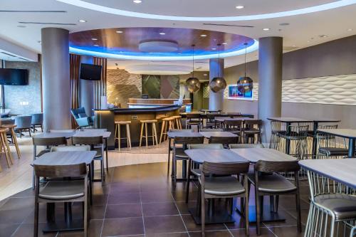 طعام و مشروبات, أجنحة سبرينج هيل هيوستن ناسا/سيبروك (SpringHill Suites Houston NASA/Seabrook) in Seabrook طعام و مشروبات, أجنحة سبرينج هيل هيوستن ناسا/سيبروك (SpringHill Suites Houston NASA/Seabrook) in Seabrook