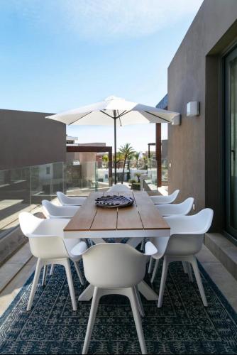 Bright Luxury Design Penthouse in Cancelada Bright Luxury Design Penthouse in Cancelada