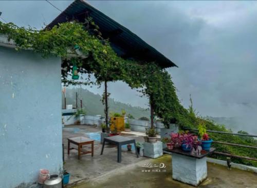 Ban công/sân hiên, THE REAL PLACE in Thị trấn Almora Ban công/sân hiên, THE REAL PLACE in Thị trấn Almora