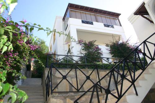 This photo about Kumbahce Ilyas Flat shared on HyHotel.com