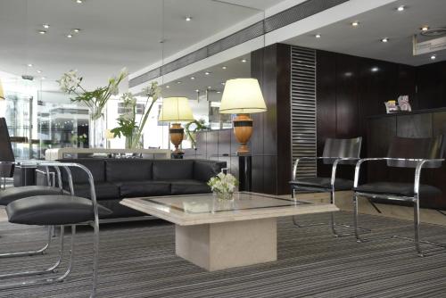 Lobby, Bisonte Palace Hotel in Buenos Aires Lobby, Bisonte Palace Hotel in Buenos Aires