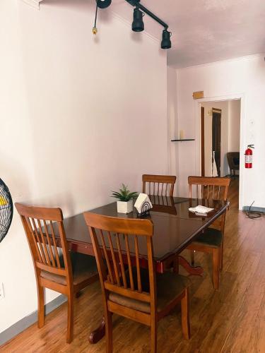 Ironbound 4 bdrm Industrial Suite! FREE parking in Harrison (NJ) Ironbound 4 bdrm Industrial Suite! FREE parking in Harrison (NJ)