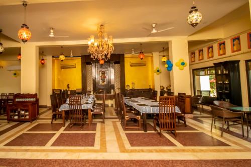 Hotel Pratap Palace in Chittorgarh Hotel Pratap Palace in Chittorgarh