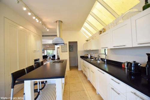 Cozinha, Moran Villa in Cesaria Cozinha, Moran Villa in Cesaria