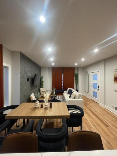 4br 5ba 4 Car Parking Bonus Rm and Back Yard in Χάρρισον 4br 5ba 4 Car Parking Bonus Rm and Back Yard in Χάρρισον