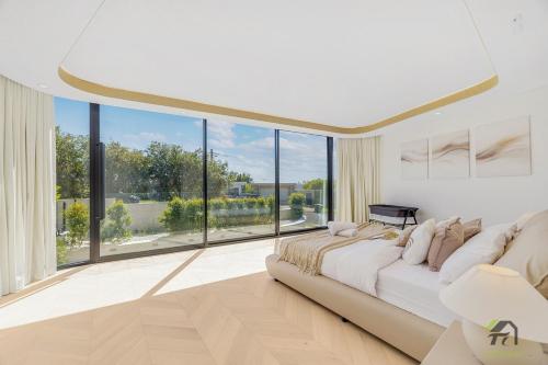 Whispering Pines with 4 bedroom in Vaucluse in Watsons Bay Whispering Pines with 4 bedroom in Vaucluse in Watsons Bay