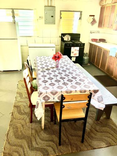 Kitchen, Melissa cosy corner in Tafuna Kitchen, Melissa cosy corner in Tafuna