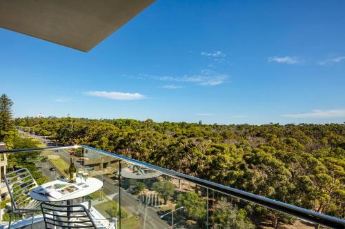 balkon/terras, Quest Kings Park near Rio Tinto Naturescape Kings Park balkon/terras, Quest Kings Park near Rio Tinto Naturescape Kings Park