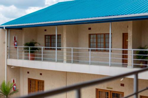 Widok z zewnątrz, Mokorro Hotel in Chingola Widok z zewnątrz, Mokorro Hotel in Chingola