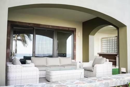 Luxury Oceanfront Condo on Cerritos Beach in El Pescadero Luxury Oceanfront Condo on Cerritos Beach in El Pescadero