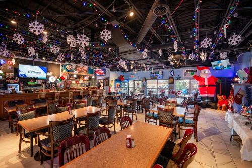 Restaurant, Halifax Airport Hotel in Halifax (NS) Restaurant, Halifax Airport Hotel in Halifax (NS)