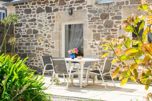 Létesítmények, Gîte "Le 108" à 700m du port de Saint-Vaast-la-Hougue (Gite "Le 108" a 700m du port de Saint-Vaast-la-Hougue) in Saint Vaast La Hougue Létesítmények, Gîte "Le 108" à 700m du port de Saint-Vaast-la-Hougue (Gite "Le 108" a 700m du port de Saint-Vaast-la-Hougue) in Saint Vaast La Hougue