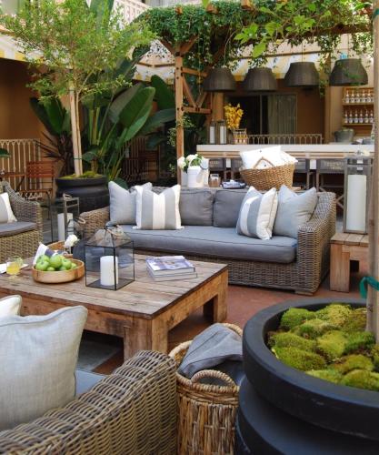 Restaurant, Hollywood Hotel in Hollywood Restaurant, Hollywood Hotel in Hollywood