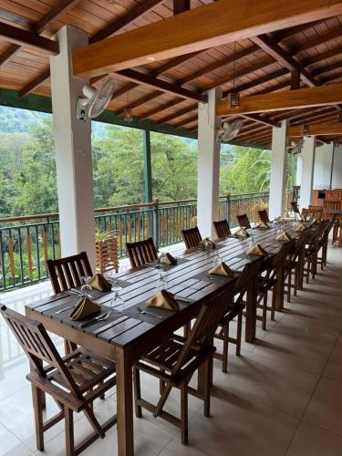 레스토랑, Ebony Riverside Resort in 키툴가라 레스토랑, Ebony Riverside Resort in 키툴가라
