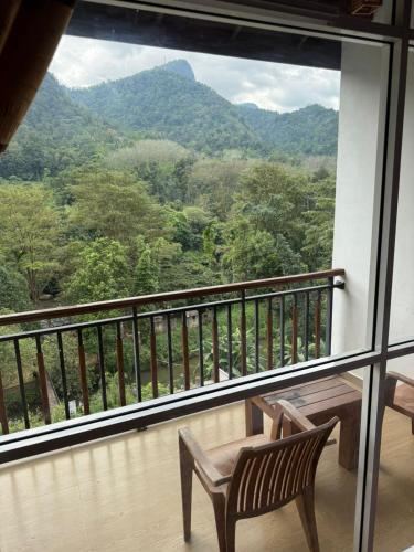 Ebony Riverside Resort in 키툴가라 Ebony Riverside Resort in 키툴가라