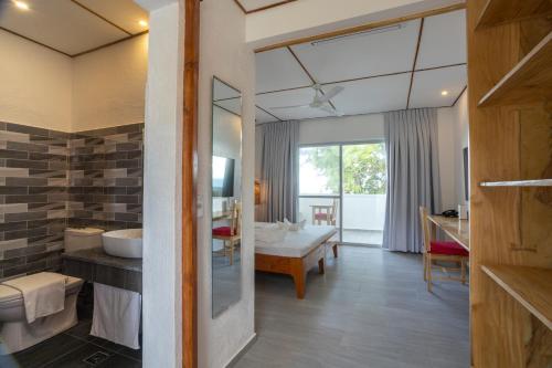 View, Dive Spot Asia & Brumini Beach Resort in Boljoon View, Dive Spot Asia & Brumini Beach Resort in Boljoon