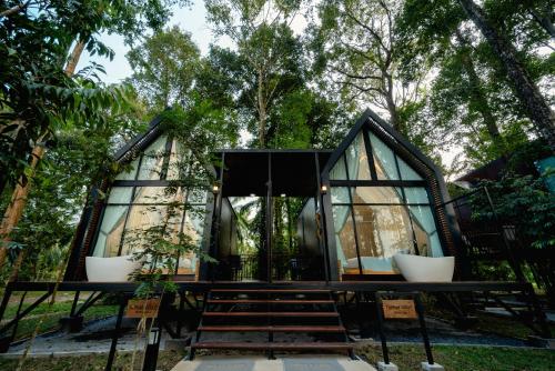 View, High Tree Resort, Krabi near Fossil Shell Beach View, High Tree Resort, Krabi near Fossil Shell Beach