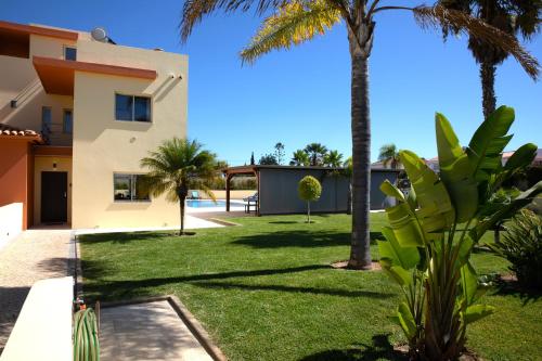 สวน, Stunning Villa with Heated Pool, Garden, BBQ in วีลา ซอล สวน, Stunning Villa with Heated Pool, Garden, BBQ in วีลา ซอล