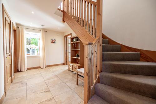 Entrada, Stunning Country House - Cinema, Games Room & Hot Tub in Inverurie Entrada, Stunning Country House - Cinema, Games Room & Hot Tub in Inverurie