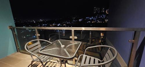 Erkély/terasz, Cozy Flat in City Center near Carmelite Monastery Cebu City Erkély/terasz, Cozy Flat in City Center near Carmelite Monastery Cebu City