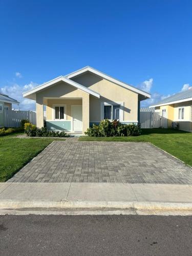 Exterior view, Gated home by the beach in Lucea Exterior view, Gated home by the beach in Lucea