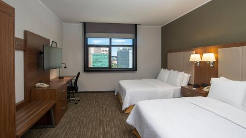 Holiday Inn Express Mexico Santa Fe By IHG in Santa Fe-Desierto de Los Leones Holiday Inn Express Mexico Santa Fe By IHG in Santa Fe-Desierto de Los Leones