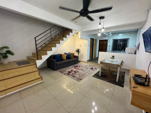 3BR House Near Toll Yong peng near Dataran Gemilang Yong Peng 3BR House Near Toll Yong peng near Dataran Gemilang Yong Peng