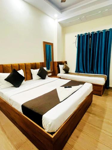 Vendégszoba, Hotel Raj - Near Railway Station in Mayapur Vendégszoba, Hotel Raj - Near Railway Station in Mayapur