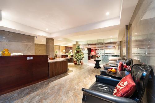 Lobby, Ha Noi Memory Central Hotel & Spa in Hanoi Lobby, Ha Noi Memory Central Hotel & Spa in Hanoi