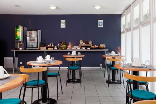 Aliments i begudes, Séjours et Affaires Poitiers Lamartine in Centre de Poitiers Aliments i begudes, Séjours et Affaires Poitiers Lamartine in Centre de Poitiers