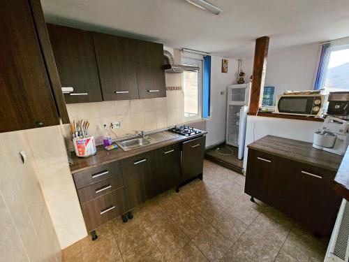 Cabana Cota 1080 in Traisteni Cabana Cota 1080 in Traisteni