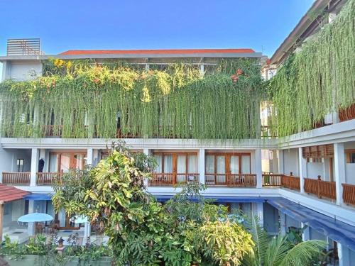 숙소 외관, 코모도 로지 (Komodo Lodge) in 라부안 바조 숙소 외관, 코모도 로지 (Komodo Lodge) in 라부안 바조