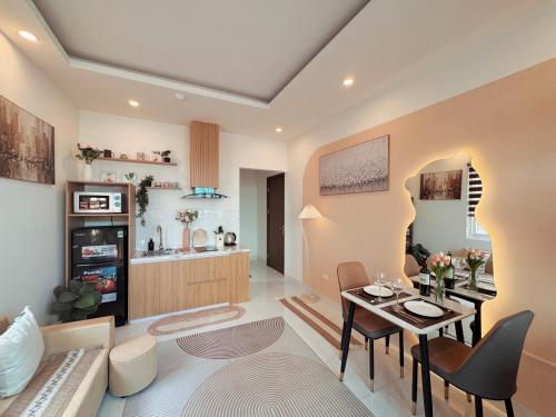 The Little Hanoi - Super Central Apartment in Cau Giay The Little Hanoi - Super Central Apartment in Cau Giay