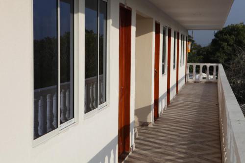 Balcony/terrace, Hotel Boquilla Suites By GEH Suites in La Boquilla Balcony/terrace, Hotel Boquilla Suites By GEH Suites in La Boquilla
