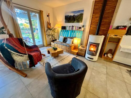 المرافق, Villa entière au calme avec piscine partagée et jardin (Villa entiere au calme avec piscine partagee et jardin) in Pertuis Town Center المرافق, Villa entière au calme avec piscine partagée et jardin (Villa entiere au calme avec piscine partagee et jardin) in Pertuis Town Center