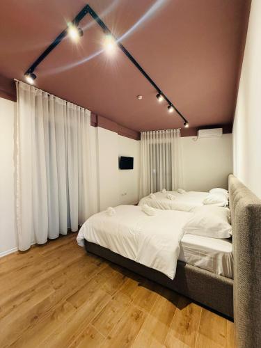 Alze Hotel - Tirana in Ali Demi Alze Hotel - Tirana in Ali Demi