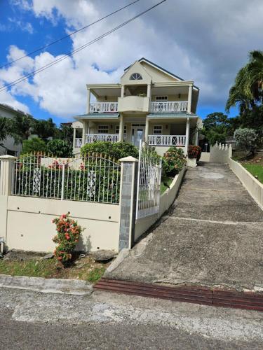Bel Rev Studio in Rodney Bay Bel Rev Studio in Rodney Bay