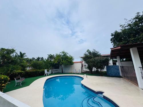 Villa Doña Fresa (Villa Dona Fresa) in Playa Coronado Villa Doña Fresa (Villa Dona Fresa) in Playa Coronado