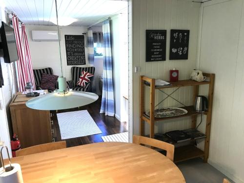 外部景觀, Liten gäststuga på Sydkoster (Liten gaststuga pa Sydkoster) in 斯特勒姆斯塔德 外部景觀, Liten gäststuga på Sydkoster (Liten gaststuga pa Sydkoster) in 斯特勒姆斯塔德