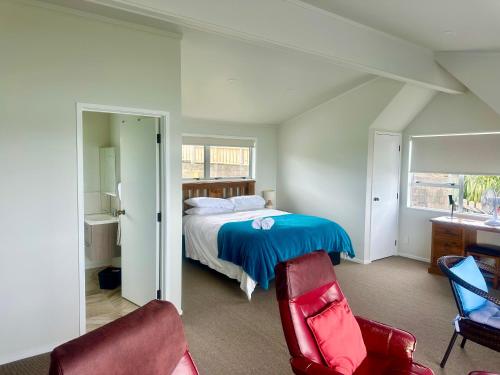 Beachfront Onerahi in Onerahi Beachfront Onerahi in Onerahi