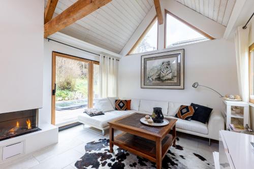Chalet Hohneck 4 étoiles, vieux bois et pierre, SPA, sauna, borne de recharge (Chalet Hohneck 4 etoiles, vieux bois et pierre, SPA, sauna, borne de recharge) in 史托斯維亞 Chalet Hohneck 4 étoiles, vieux bois et pierre, SPA, sauna, borne de recharge (Chalet Hohneck 4 etoiles, vieux bois et pierre, SPA, sauna, borne de recharge) in 史托斯維亞