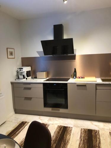 ห้องครัว, Premium City Center 2 rooms Apartment Glassed Balcony FREE PRIVATE PARKING in เคมี ห้องครัว, Premium City Center 2 rooms Apartment Glassed Balcony FREE PRIVATE PARKING in เคมี