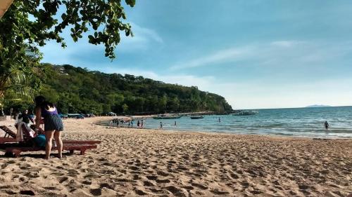Beach, RedDoorz @ Sukitel Budget Hotel Nasugbu in Nasugbu Beach, RedDoorz @ Sukitel Budget Hotel Nasugbu in Nasugbu