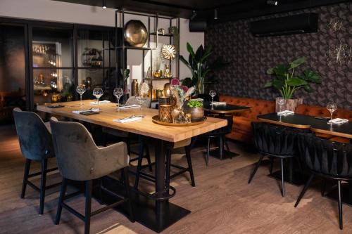 Hotel Kogerstaete Texel in Texel Hotel Kogerstaete Texel in Texel