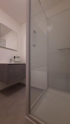 Chambre d'hôte, la rouge (Chambre d'hote, la rouge) in Centro da Cidade de Liege Chambre d'hôte, la rouge (Chambre d'hote, la rouge) in Centro da Cidade de Liege