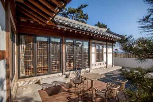 Hotelarrive Taean Tiann Hanokbeachresort in تايين-جن Hotelarrive Taean Tiann Hanokbeachresort in تايين-جن