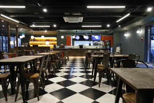 Restaurant, Bluedot Poshtel Myeongdong in Seoul Restaurant, Bluedot Poshtel Myeongdong in Seoul